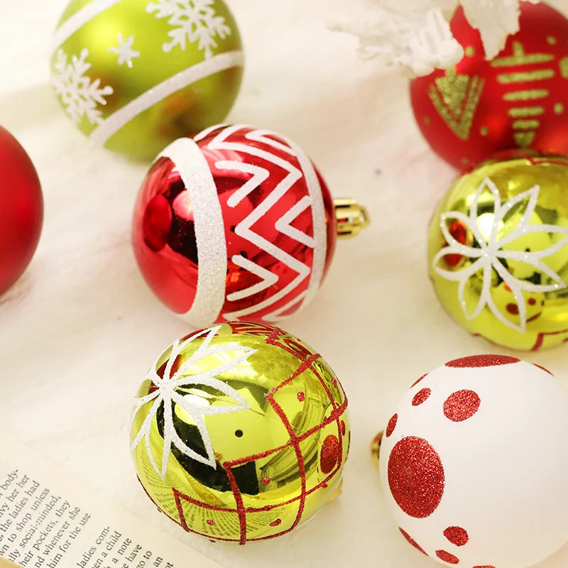New Christmas Decorations 16 Red Green and White Ball Ornaments Christmas Tree Hanging Decorations Home Party Decorative Pieces