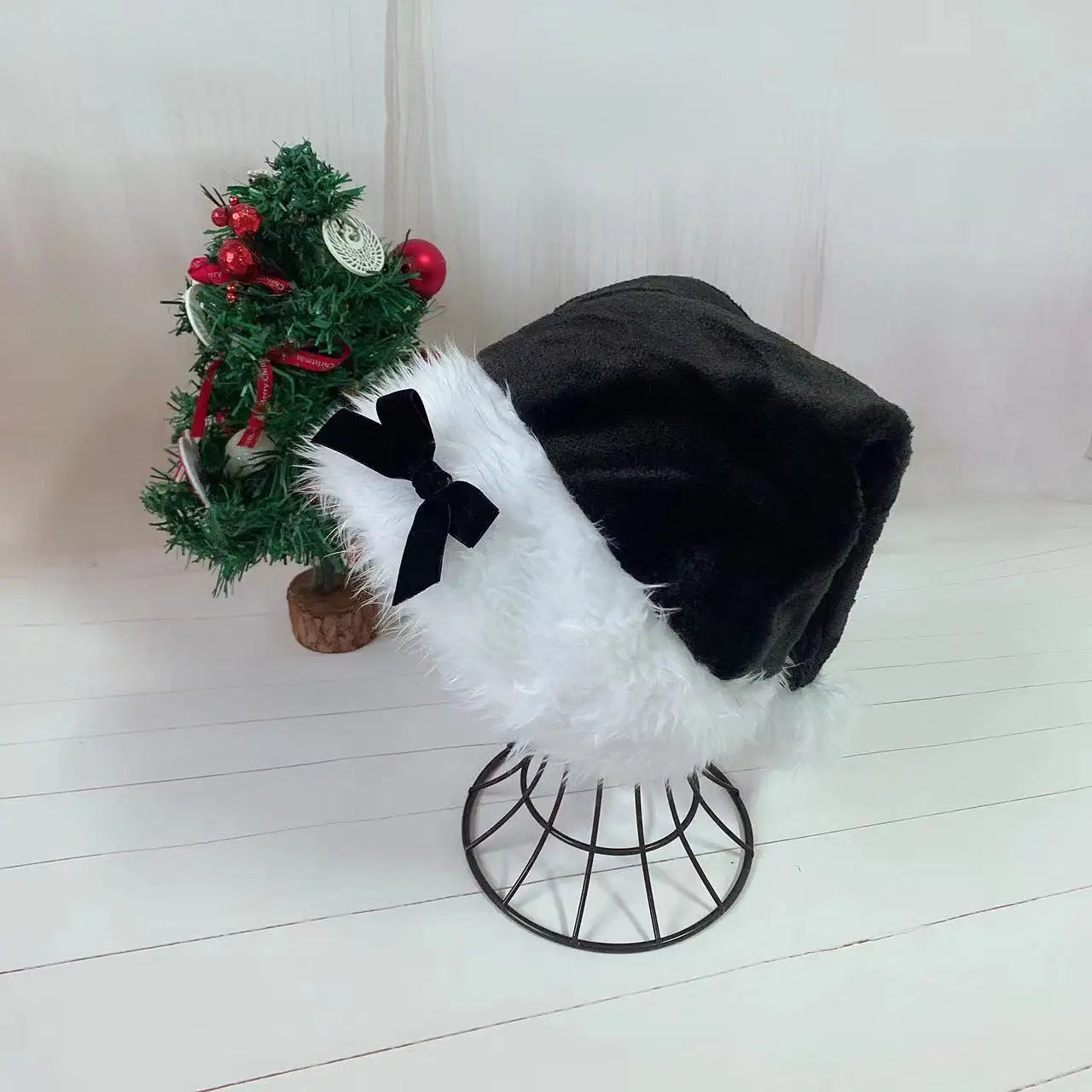 Black and White Fur Plush Hat for Adults and Children, Christmas Cap, Xmas Party, Home Decoration, High Quality