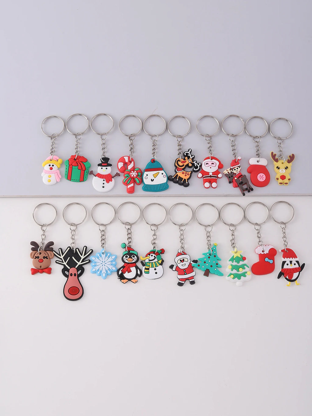 20Pcs Christmas decorations Gifts Keyring, mini Cute Keychain Classroom Prizes, Birthday Christmas party Gift, Gift pack fillers